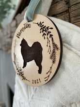 Load image into Gallery viewer, Engraved Pet Ornament
